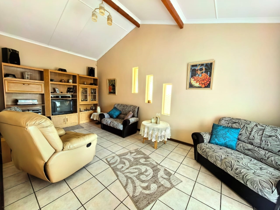To Let 4 Bedroom Property for Rent in Sasolburg Ext 23 Free State